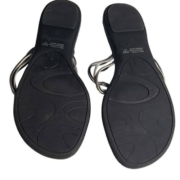 Montego Bay Club Black and Silver Sandals Flip Flops - Picture 2 of 8